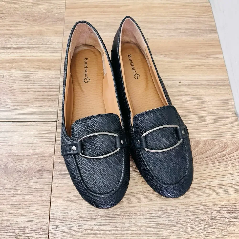 BareTraps Kellye Black Leather Loafers Women’s Size 9